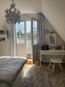 egnahemsvagen-sundbyberg-bedroom1upstairspic2