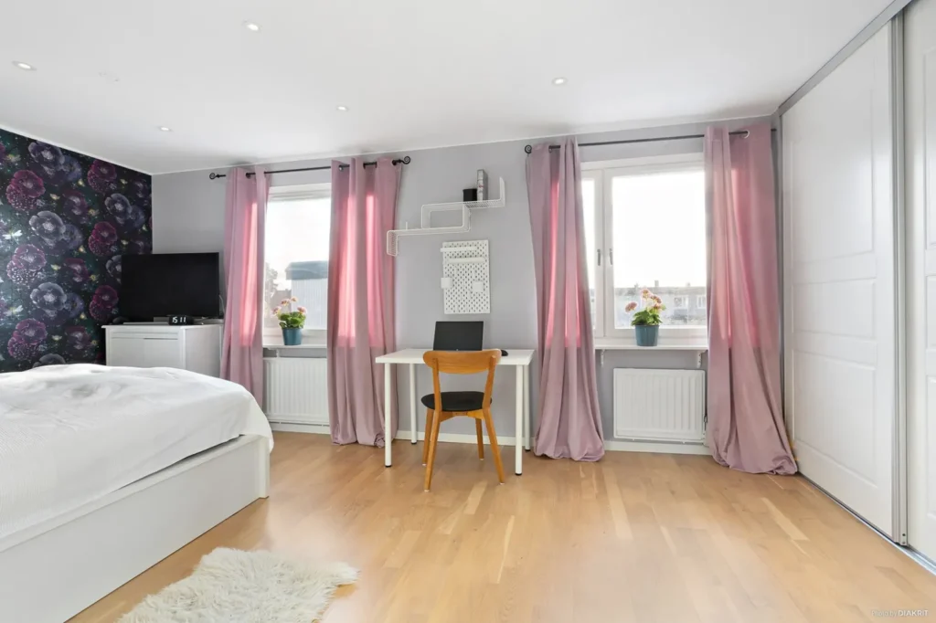 https___homeq-media-live.s3.amazonaws.com_2880_apartment_images_47aefbd4bd074f10a42b541564c1f399
