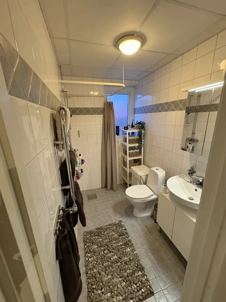https___homeq-media-live.s3.amazonaws.com_apartment_images_4ceab1627acd4abea101257c9e5c1852