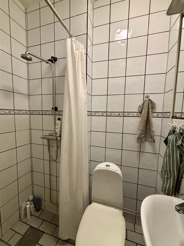 https___homeq-media-live.s3.amazonaws.com_apartment_images_4f4b3f4043b54d878fb2492c87254459-1