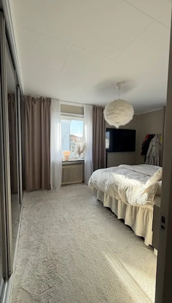 https___homeq-media-live.s3.amazonaws.com_apartment_images_5ed39eb7ee744bb0b36dd4268e3cf8ba