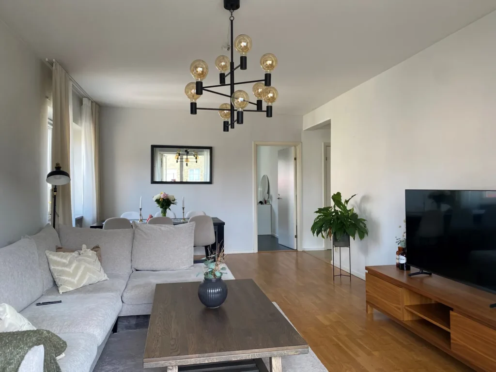 https___homeq-media-live.s3.amazonaws.com_apartment_images_96e03ac183414854938f84b4e2281967