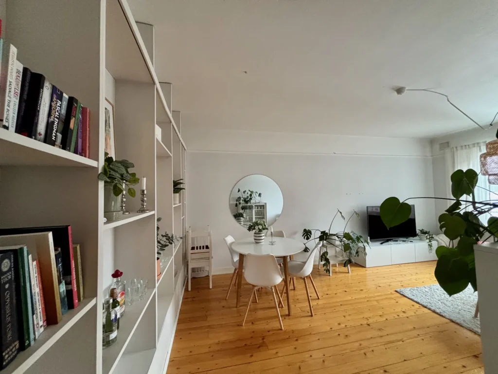 https___homeq-media-live.s3.amazonaws.com_apartment_images_a5db8cb7a47145e6933475ec9059b5f7