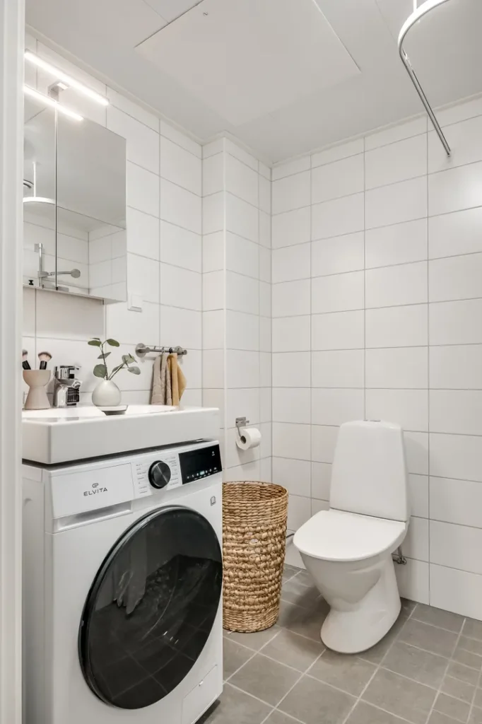 https___homeq-media-live.s3.amazonaws.com_apartment_images_f7896a31297142a6b39e70ea240af97d