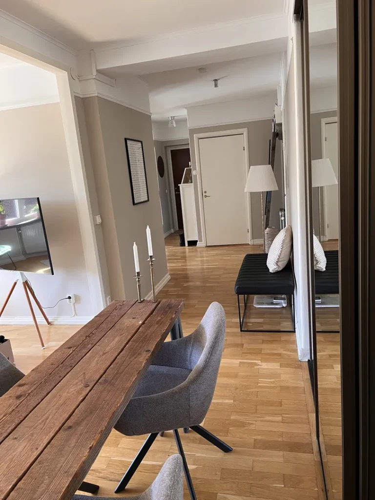https___homeq-media-live.s3.amazonaws.com_apartment_images_fcb441a097f941219e37bfa0141a8952