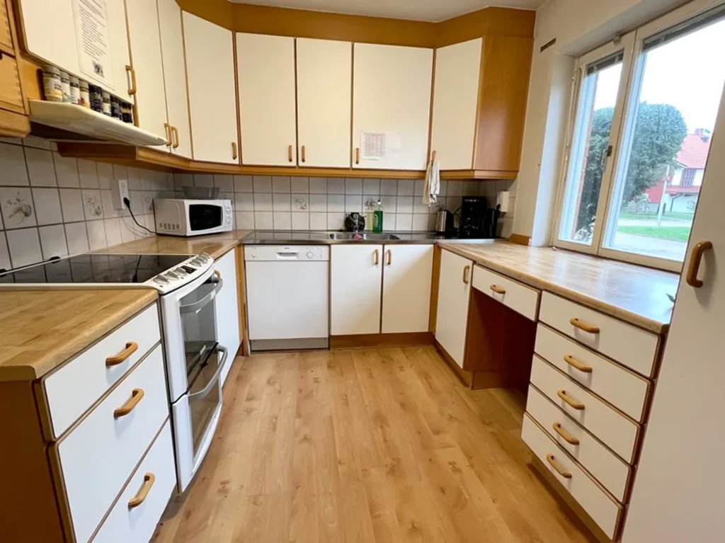 https___www.homerental.se_remote.axd_s3-eu-west-1.amazonaws.com_bb-web-hr-media_13930_038e65ac-1c2c-4b30-a6b0-72671cbe2e02