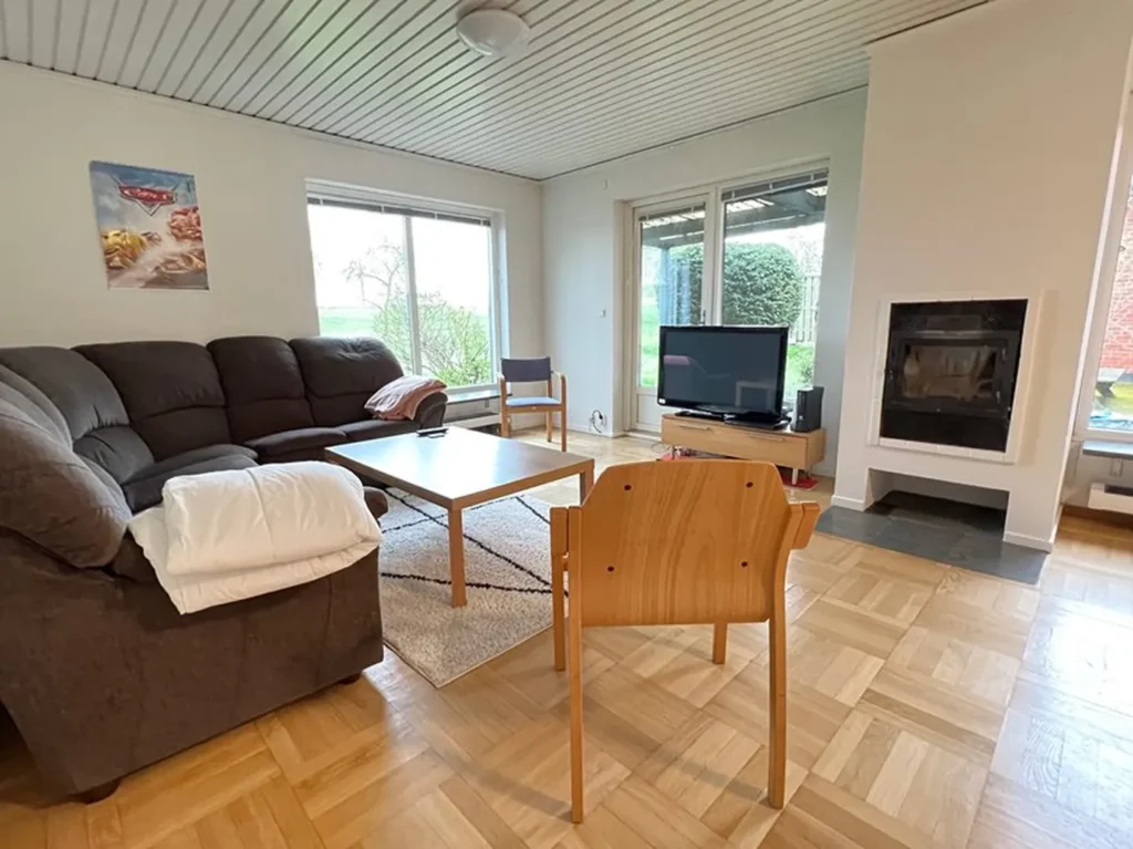 https___www.homerental.se_remote.axd_s3-eu-west-1.amazonaws.com_bb-web-hr-media_13930_77766da3-c843-4f36-9dd1-d1ad2181e9ae