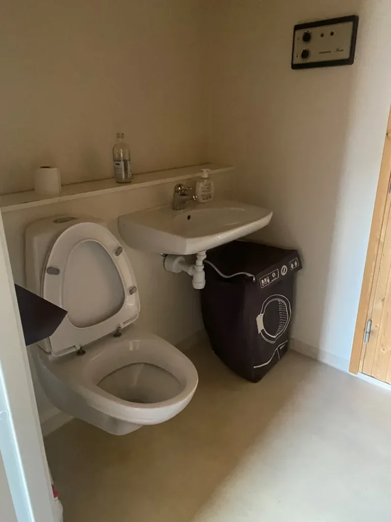 https___www.homerental.se_remote.axd_s3-eu-west-1.amazonaws.com_bb-web-hr-media_14493_a802abef-802c-407b-a8e0-aae08a8c6b52