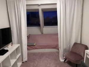 https___www.homerental.se_remote.axd_s3-eu-west-1.amazonaws.com_bb-web-hr-media_16685_72b566f0-5925-48f1-8ee0-90717decaeb9