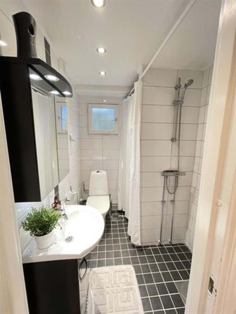 torparfars-vagen-hasselby-vallingby-stockholm-b8543ddfcac82a6cf9da6963b4a7f932