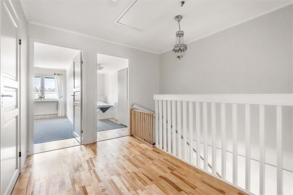 torparfars-vagen-hasselby-vallingby-stockholm-f0ffe452-47ce-4642-af73-911115501118-1489-000000c11f14a0cc